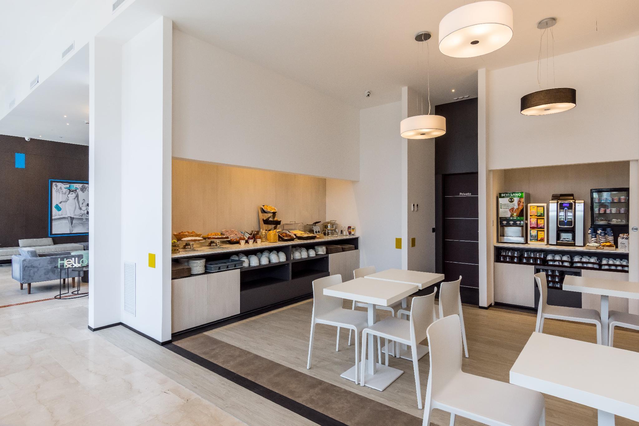 B&B Hotel Savona Exterior photo