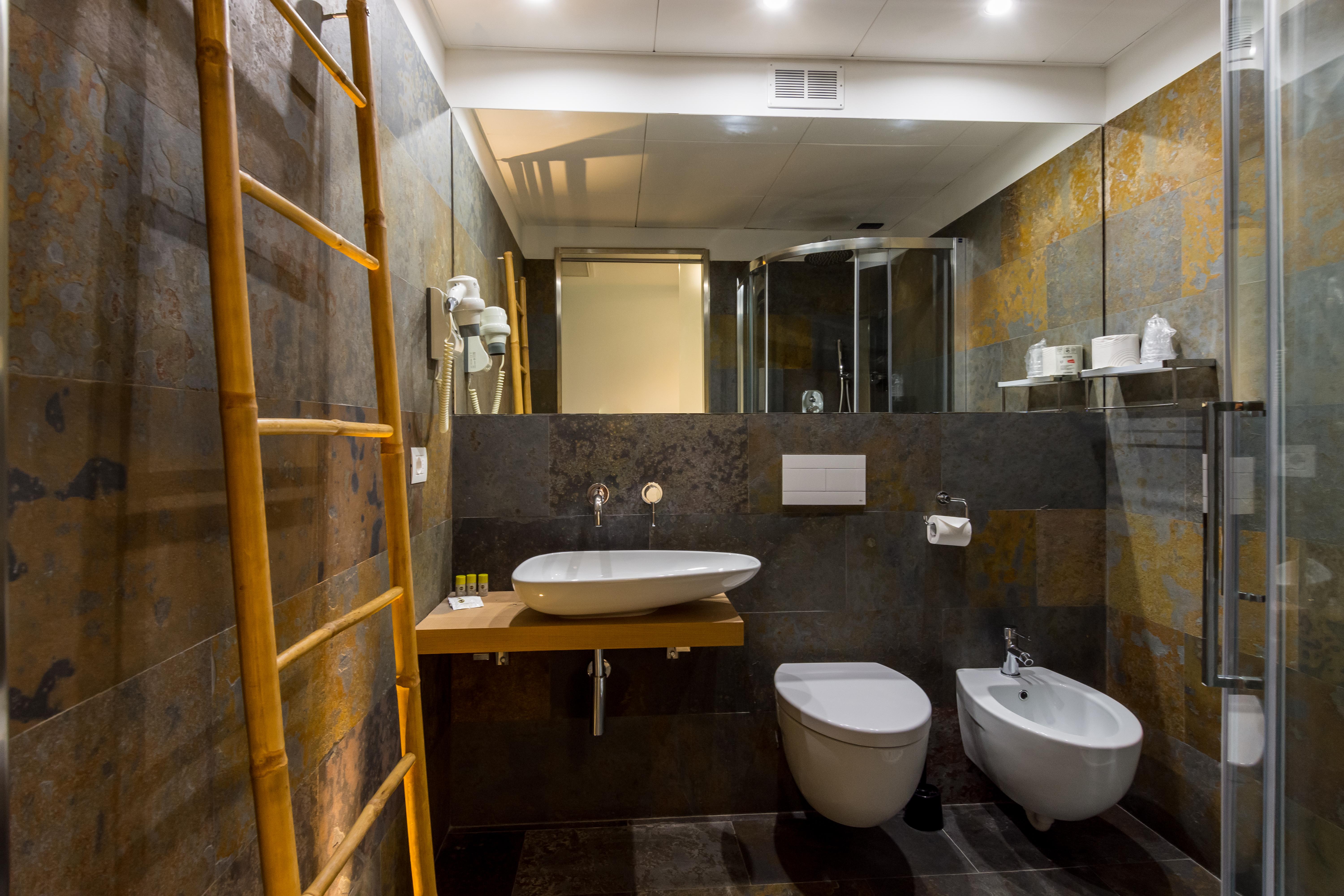 B&B Hotel Savona Exterior photo