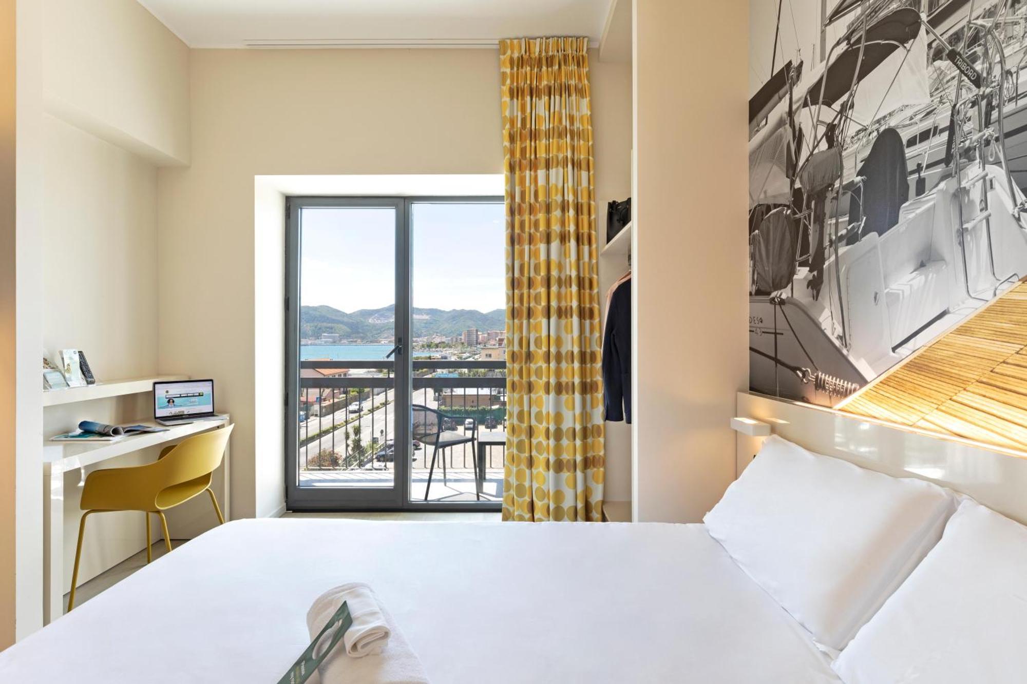 B&B Hotel Savona Exterior photo