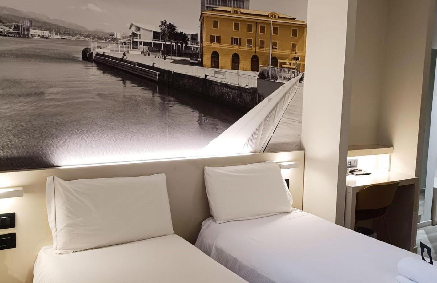 B&B Hotel Savona Exterior photo